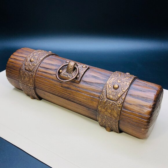 Vintage 70s AVON Excalibur Master Organizer Pirate Treasure Chest Jewelry Box - Picture 1 of 13